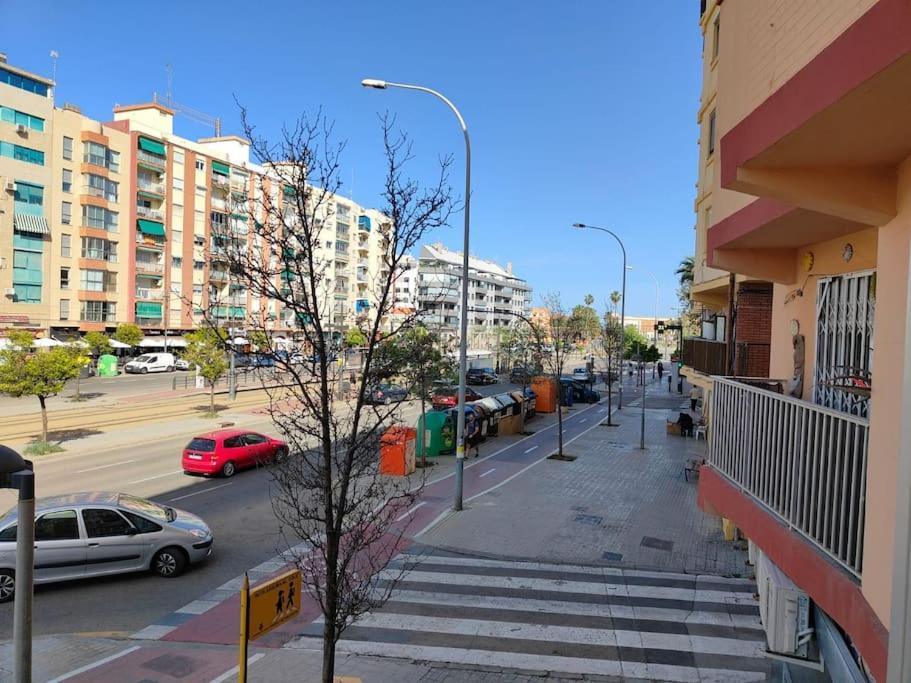 Piso Cerca Universidades Y Playa บาเลนเซีย ภายนอก รูปภาพ